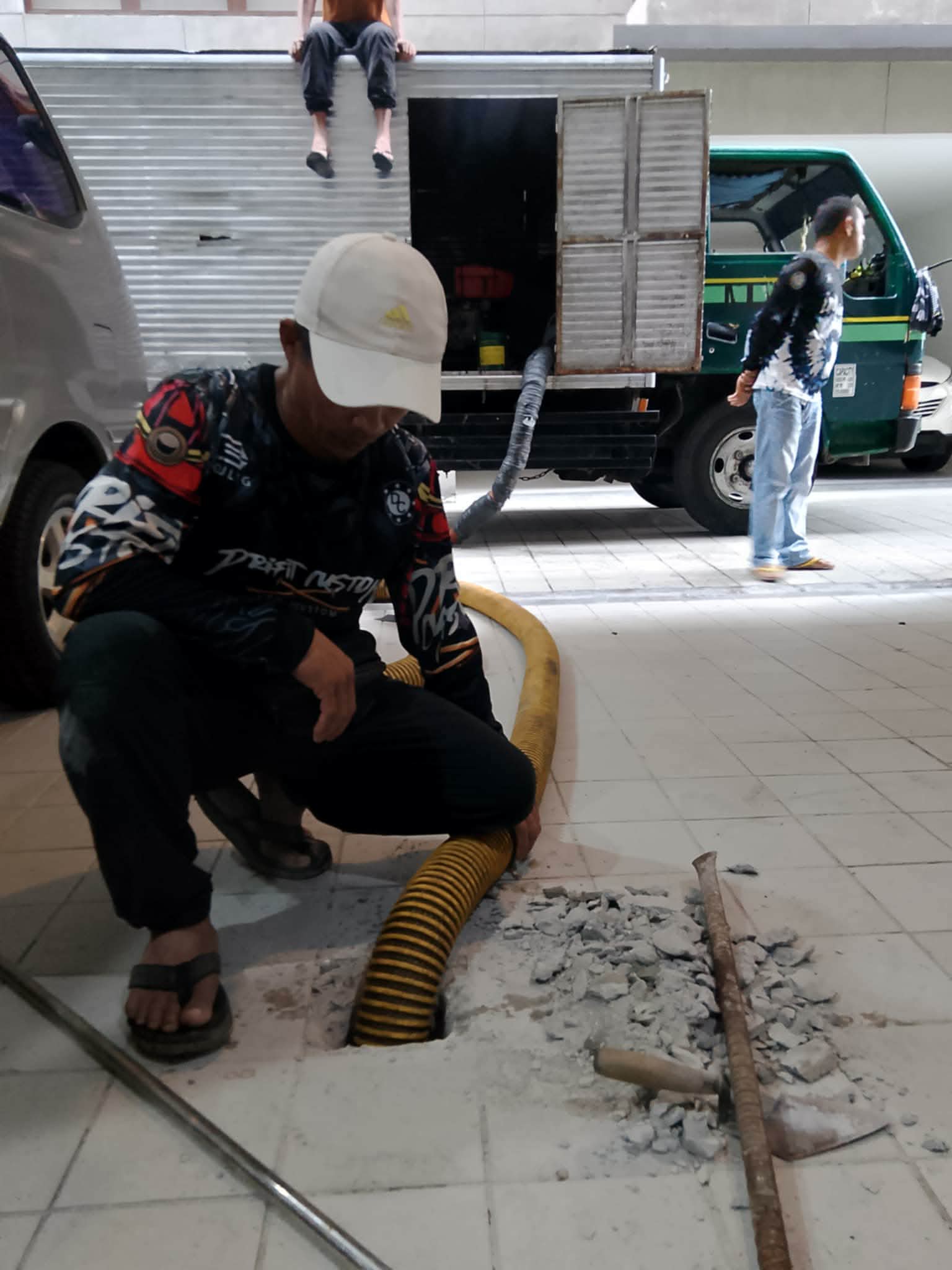 Riza Malabanan Premium Truck